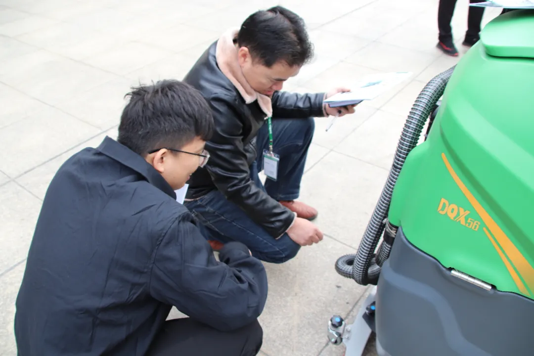 洗地機(jī)價(jià)格