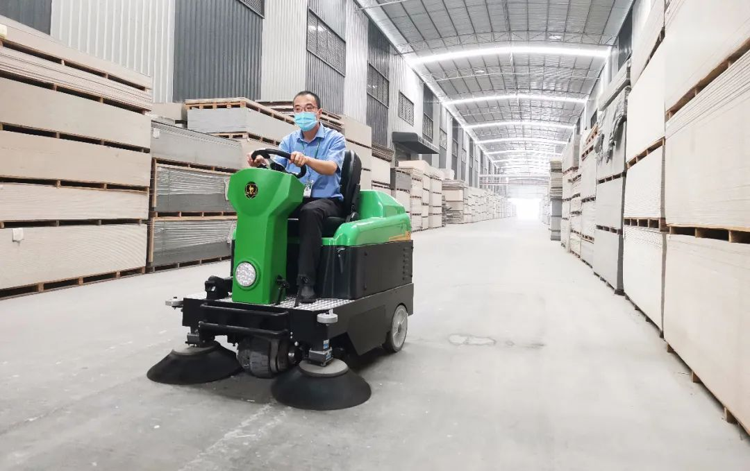 瑪西爾掃地車(chē)